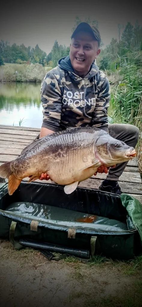 koszyk zanętowy Mistyshell i karp 22kg
